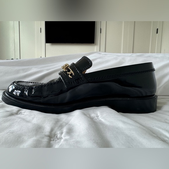 CHANEL black patent leather moccasins Chanel loafers - Picture 9 of 10